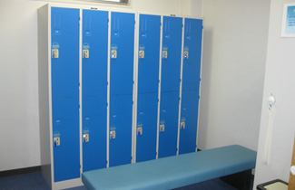 男子ロッカー